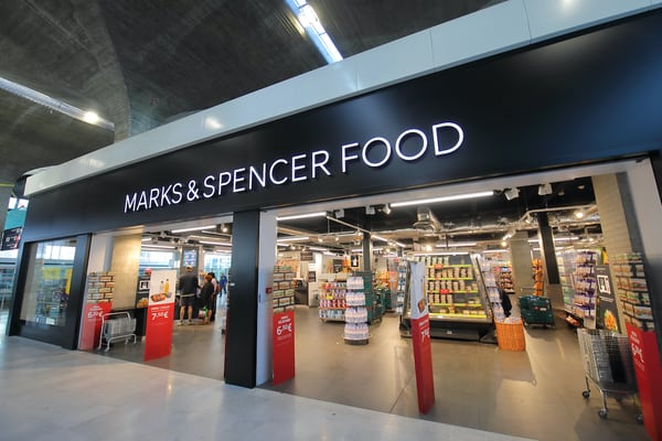 11 M&S Food shops in Paris are to close