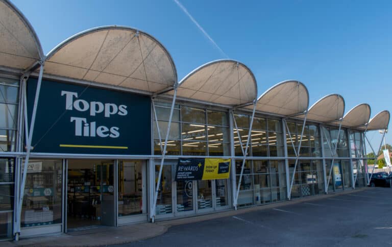 Topps Tiles