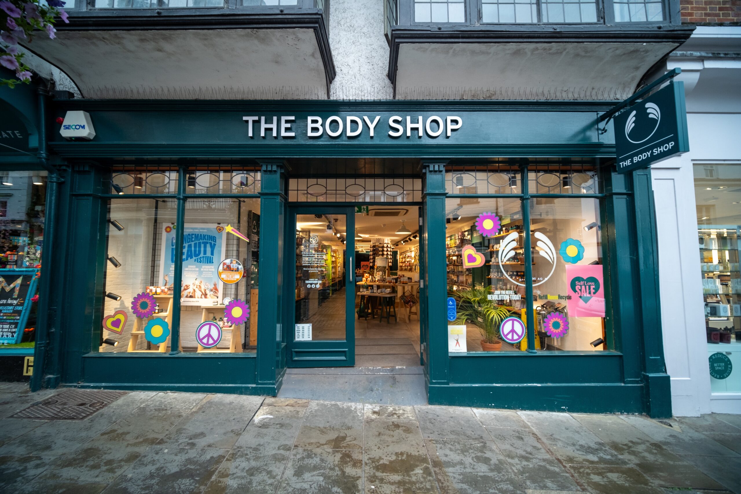 Guildford,,Surrey-,August,31,,2023:,The,Body,Shop,Store,On