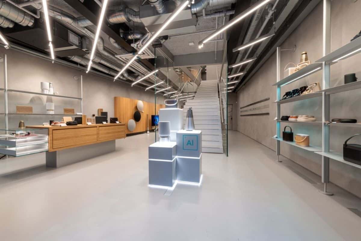 Bang_amp_Olufsen_New_Bond_Street_Flagship_Store_2 (1)